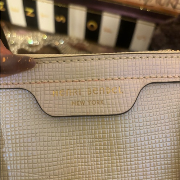 Henri Bendel West 57th Barrel Satchel Iridescent White - Picture 7 of 12